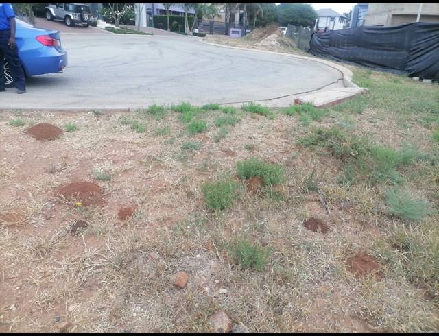 1,023M² VACANT LAND FOR SALE IN THORNHILL